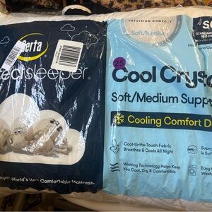 Serta Perfect Sleeper Cool Crystal Soft/Medium Support Pillow New Standard/Queen